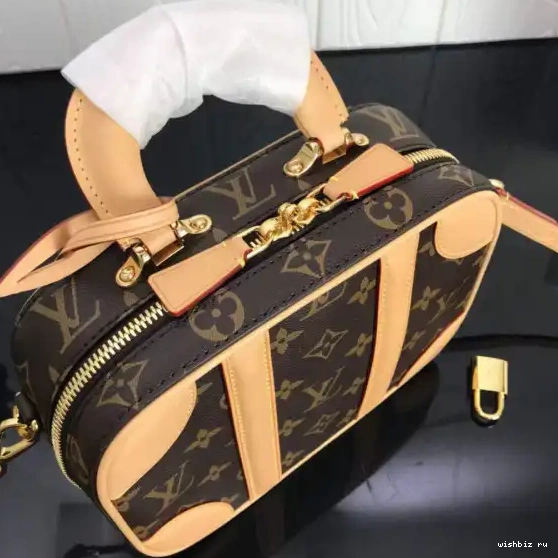 WIS VALISETTE LOUIS BB VUITTON 0504